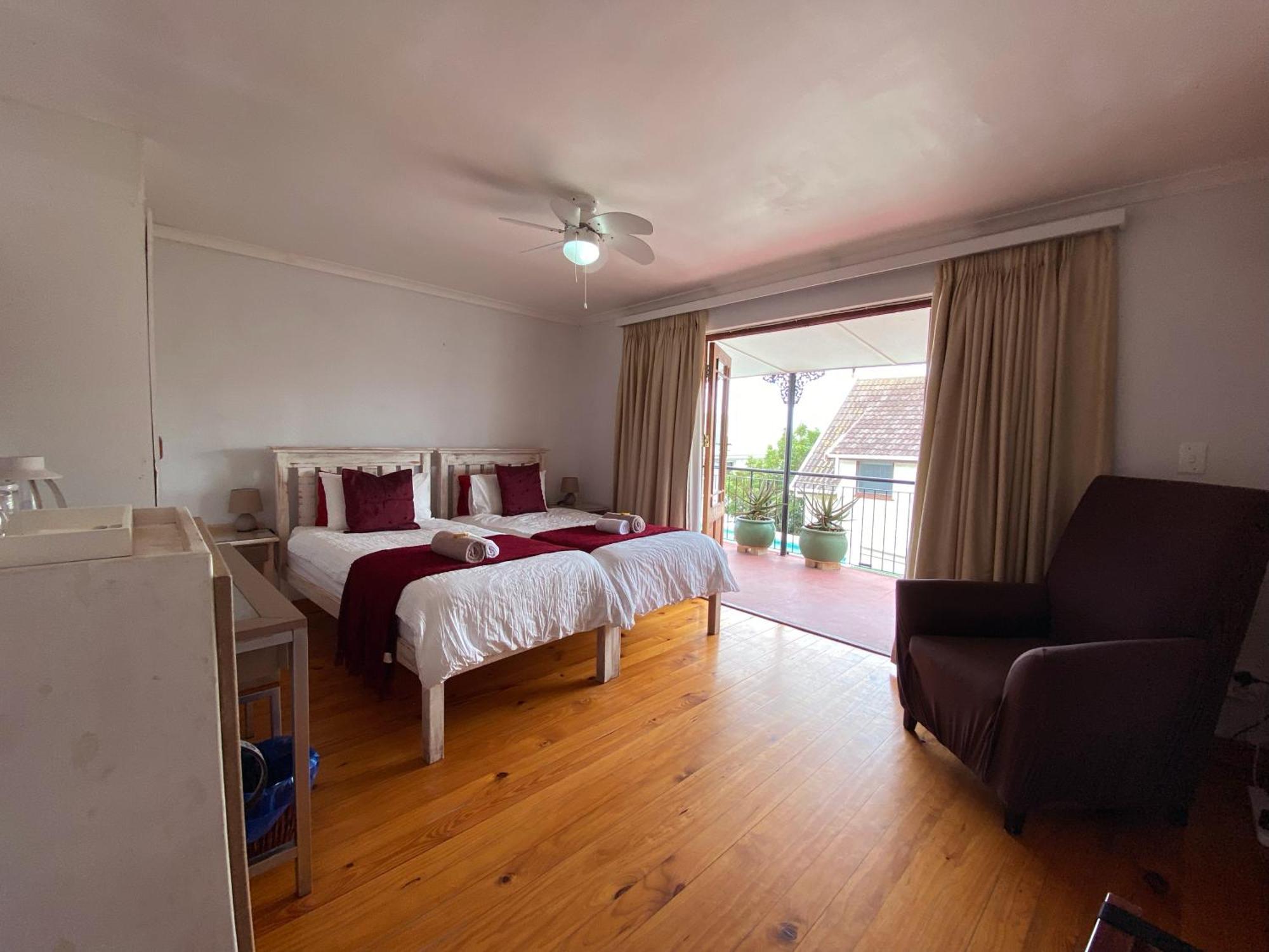 Le Bay Lodge กอร์ดอนส์เบย์ ภายนอก รูปภาพ